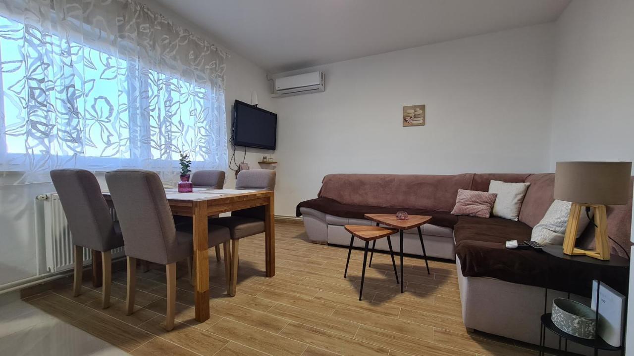 Apartment Una Бьеловар Экстерьер фото